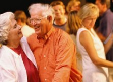 Anziani malati di Parkinson, ballate e fate palestra