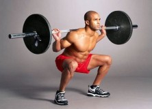 Allenare i grandi muscoli con i pesi liberi