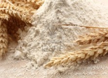 La farina bianca produce una colla nel nostro organismo.